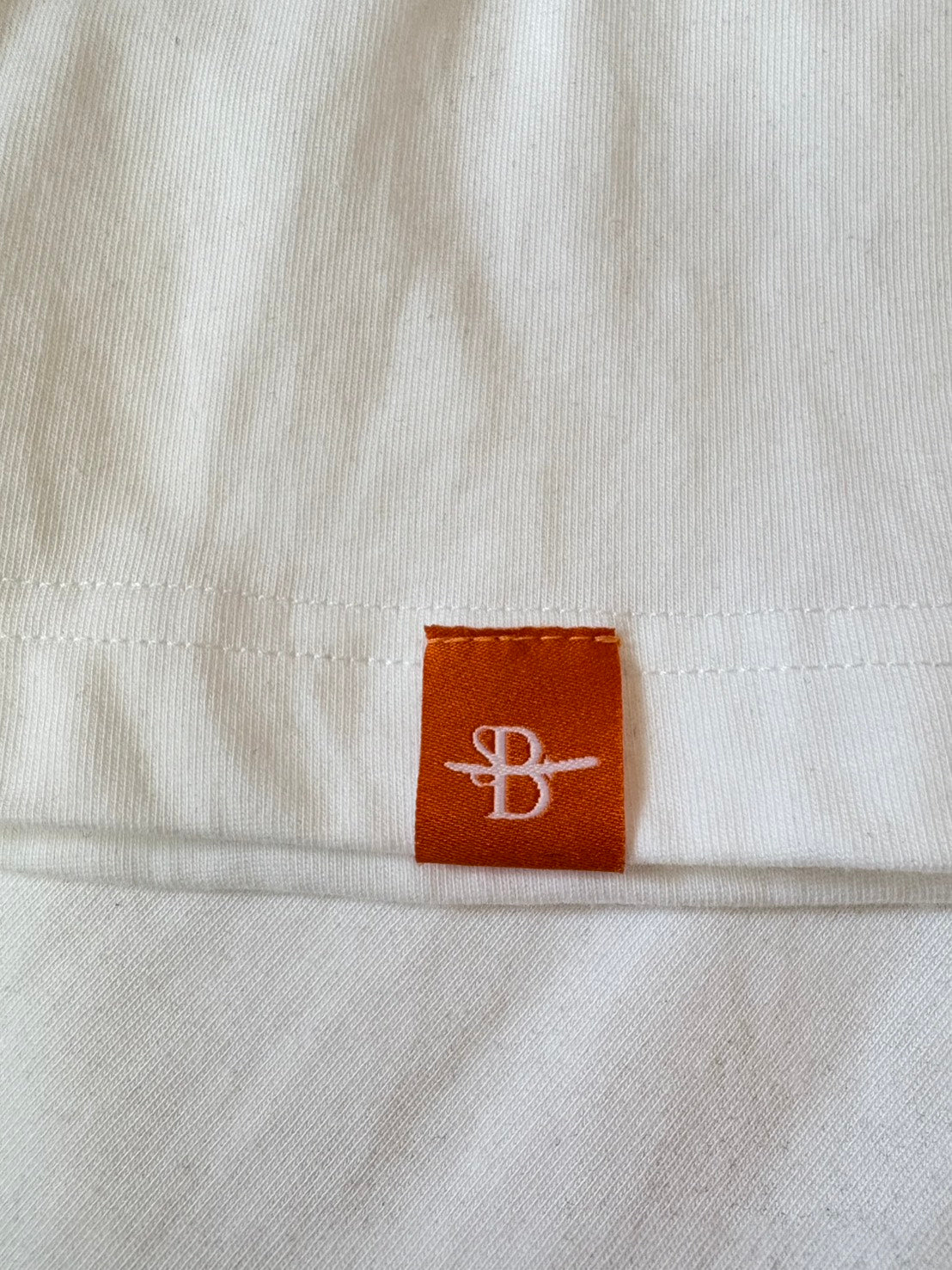 BUSIT I.S Essential Tee